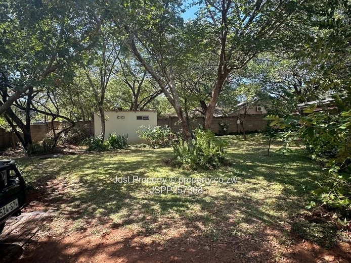 Beautiful House in Victoria Falls
