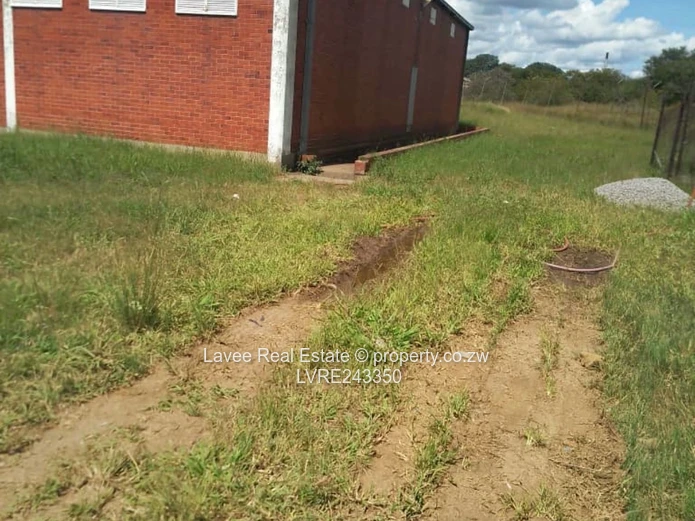 Belmont Red-Brick Warehouse & Factory — 3.8ha, Borehole (Sole Mandate)