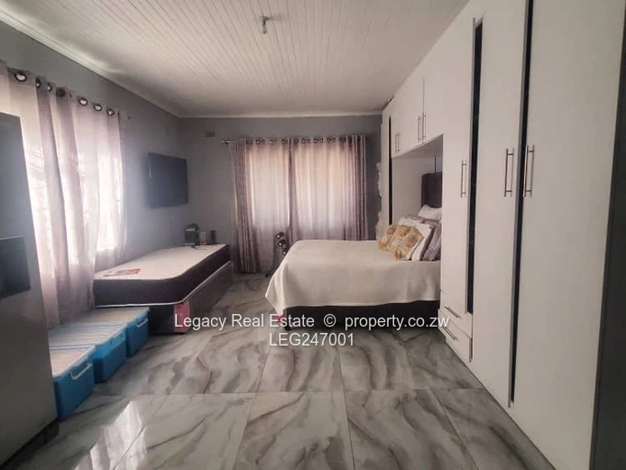 Prime Family Home And Investment Opportunity For Sale In Zimre Park (Sole Mandate)
