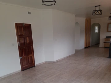3 Bedroom Flat & Apartment
