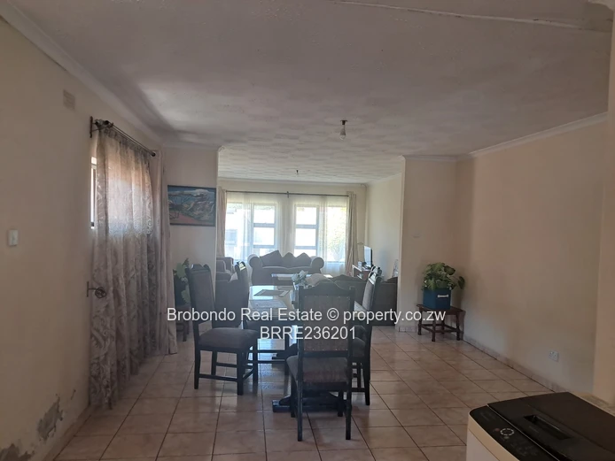 Acacia Gardens house for Rent available 1 January