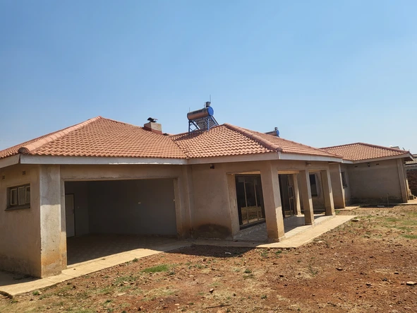 7 Bedroom House