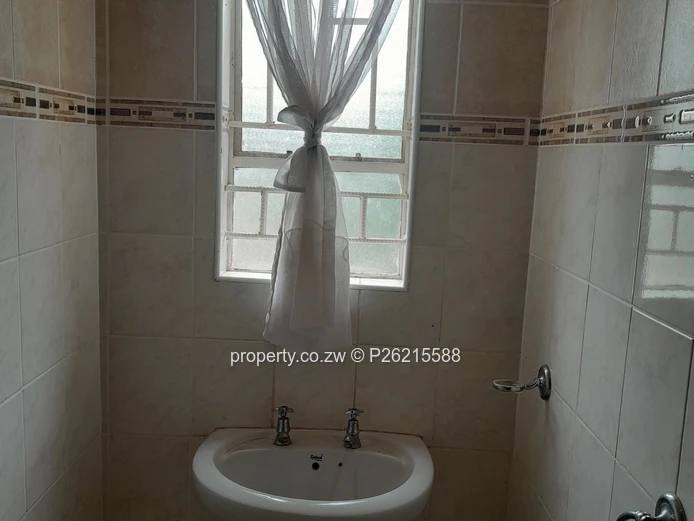 A 5 bedroomed house to let in Mt Pleasant heights phase 1