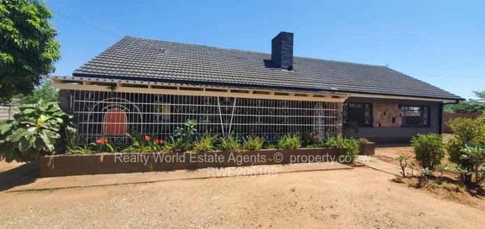 Waterfalls Prospect House To Let