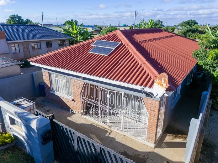 Neat and Solid home in Southlea Park