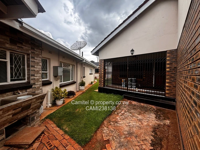 Hillside 5 Bedroom House