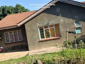Stunning 4-Bedroom Home in Zimre Park, Harare East 