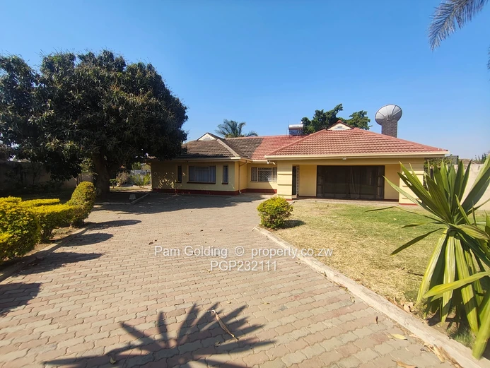 3-Bedroom House To Rent In Avonlea