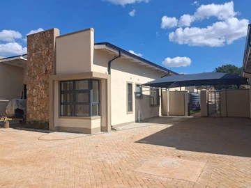 3 Bedroom Garden Flat