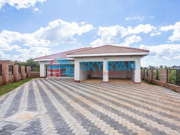 "To Let: Luxury Home in Cold Comfort Views Park