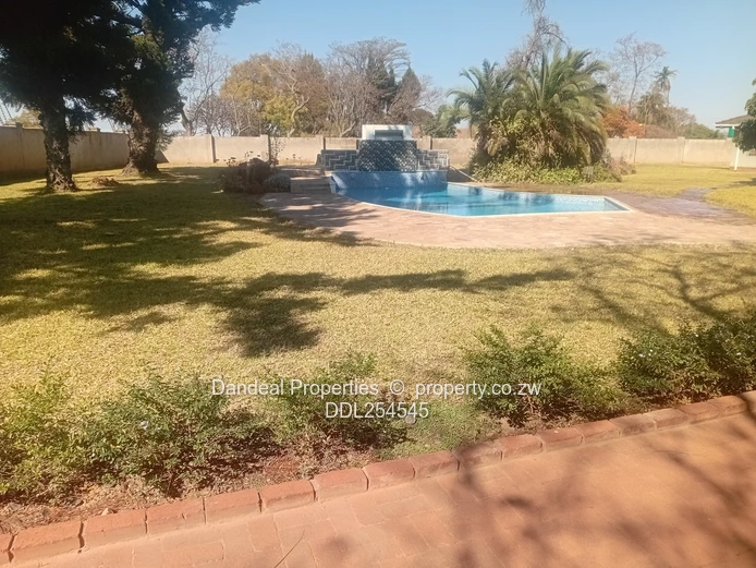 Greendale 6-Bed Family Home with Pool & Borehole