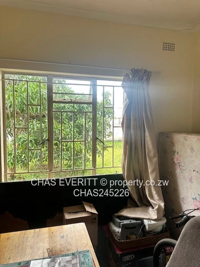 Bloomingdale 6-Bed Home