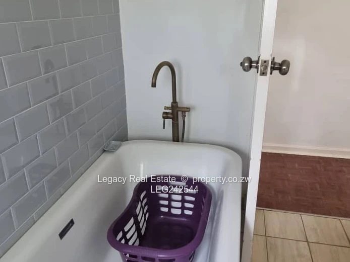 Mt Pleasant Luxury Rental with Tennis Court & Swimming Pool