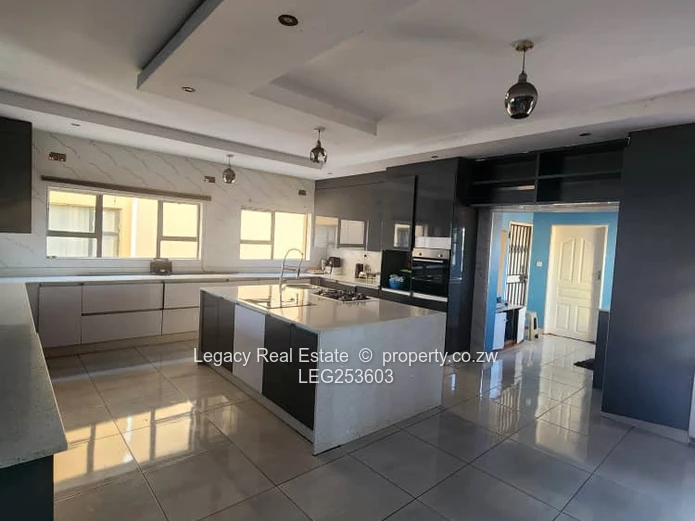Gletwin Park: Double-Storey 7-Bed Home with Borehole
