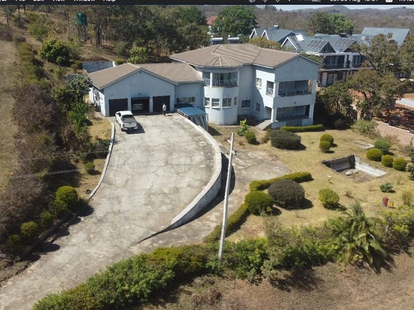 6 Bedroom House