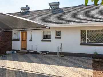 2 Bedroom Garden Flat