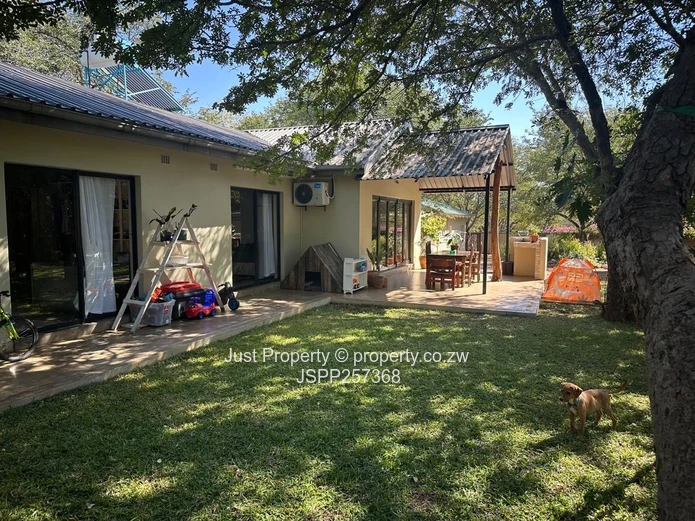 Beautiful House in Victoria Falls