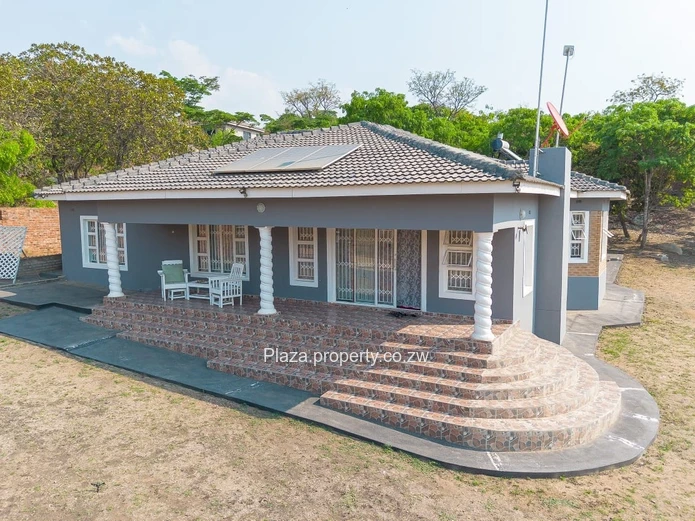 3 bedroom house for sale in Crowhill Views 
