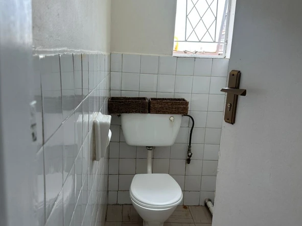 3 Bedroom Flat & Apartment