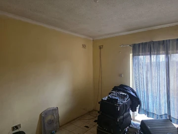 6 Bedroom House