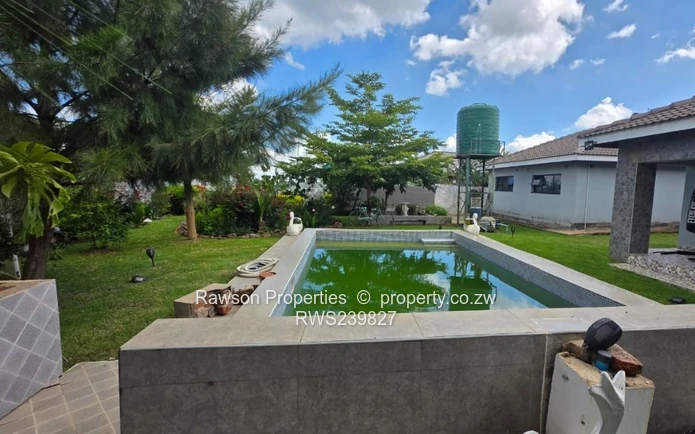 Spacious 5-Bedroom Family Haven in Secure, Modern Comfort