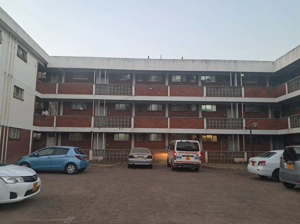 2 Bedroom Flat & Apartment