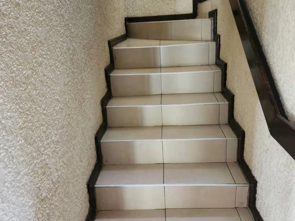 3 Bedroom Flat & Apartment