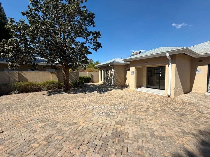 Bluffhill apartment to rent