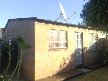 House for Sale in Zengeza 3