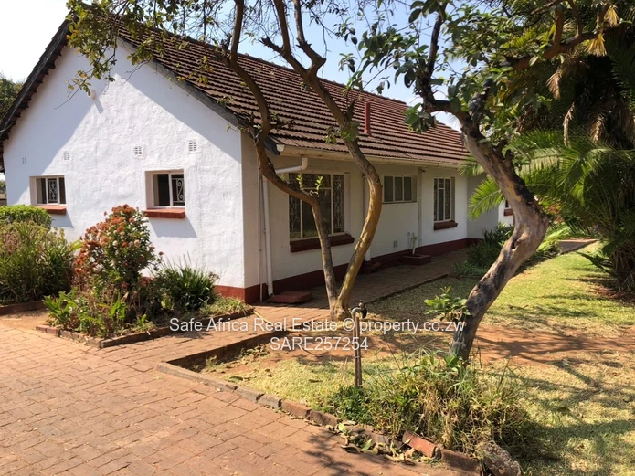 Mabelreign, Haig Park – 3-Bedroomed House For Sale | Us$170,000