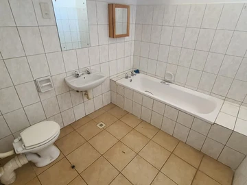 2 Bedroom Garden Flat