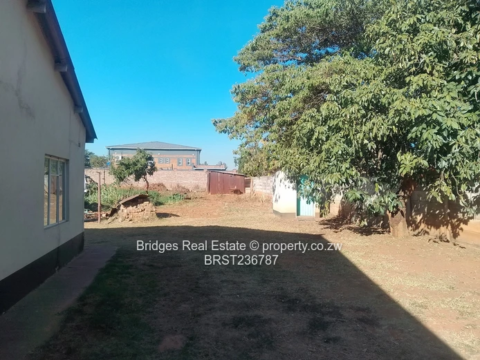 Develop or redevelop for light industrial work ,factory and ware house (Sole Mandate)