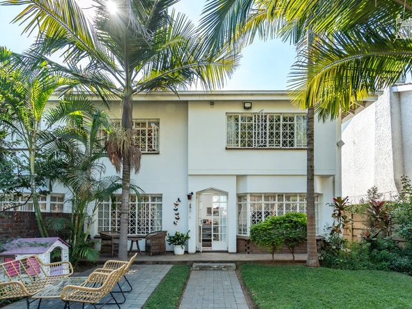 4 Bedroom Garden Flat