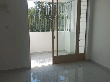 Flat & Apartment