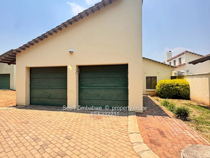 TLC Garden Flat within Borrowdale Brooke Estate