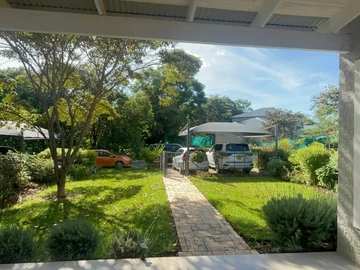 3 Bedroom Flat & Apartment