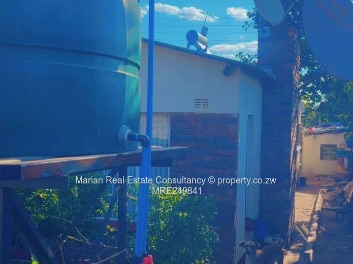 3-Bedroom Home ,Nkulumane 12 FOR SALE