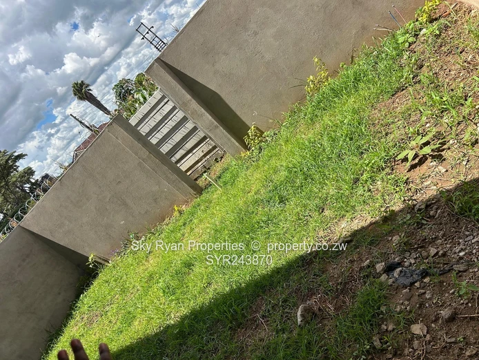 Ashdown Park Garden Flat For Sale