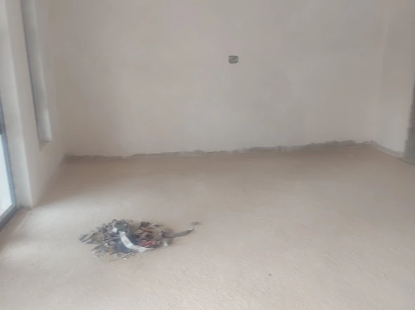 4 Bedroom Garden Flat