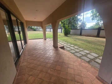 7 Bedroom House