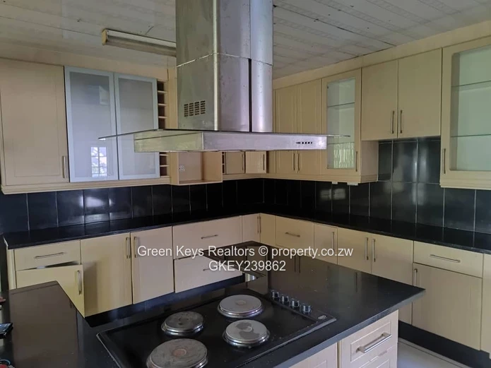 Solid, spacious, 5 beds house 