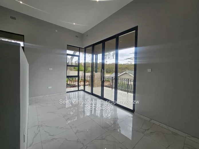 Exquisite 4-Bedroom All-Ensuite Modern Sanctuary | Glen Lorne