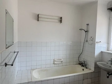 2 Bedroom Garden Flat