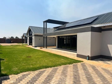 5 Bedroom House