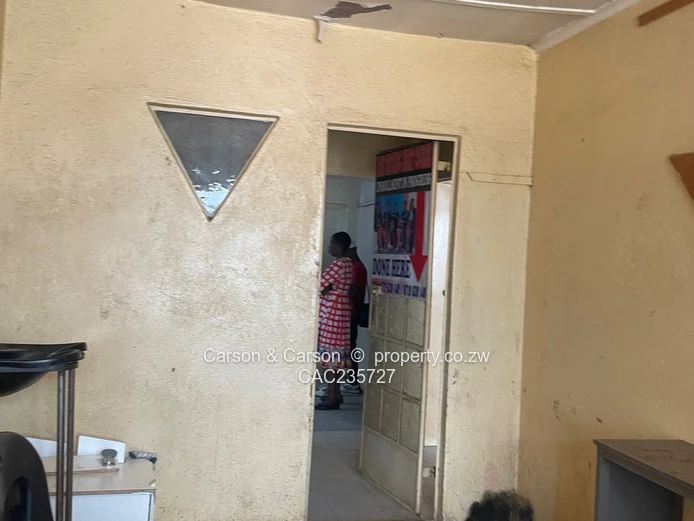 INVESTORS DELiGHT :  Surgery , clinic and  Dentistry on Sale 