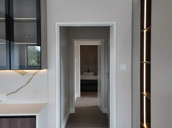 3 Bedroom Flat & Apartment