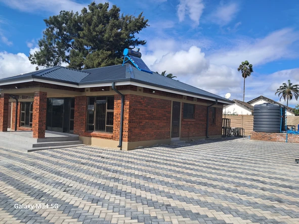 8 Unit Townhouse Complex