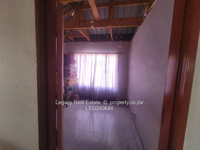 Neat 3 Bedroom Cottage With Borehole In Ushewokunze