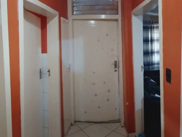 2 Bedroom Flat & Apartment