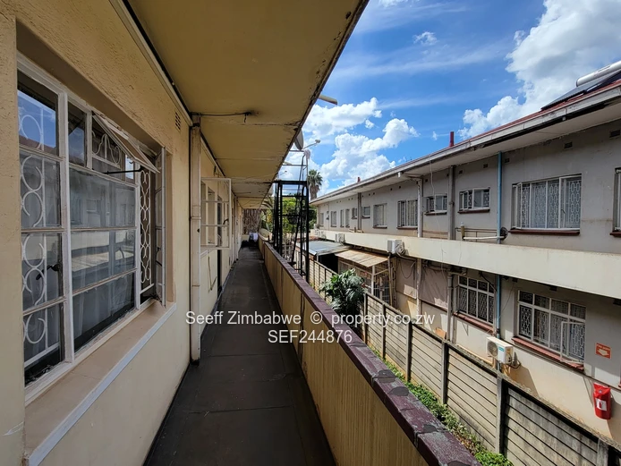 2-Bed Flat For Sale - The Avenues